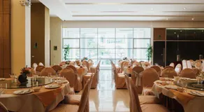 Green Hotel and Resort - Image 2