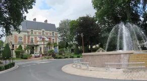 Studio Centre ville Claye Souilly Parking communal Gratuit - Image 3