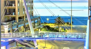 Hi 5 Glenelg Studio Apartment - Image 4