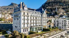 Modern 3-Bedroom Lakeview Apartment in Montreux by GuestLee - Image 3