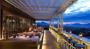 GH Universal Hotel Bandung - Image 2