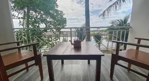 Chique Shanti Resort - Image 5