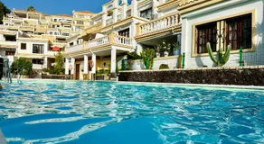 Costa Adeje - Amazing Ocean And Teide View - Fast WiFi, Air Con - Image 2