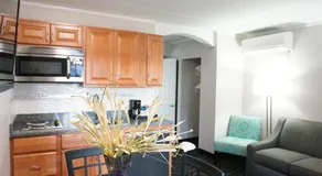Periwinkle Inn - Image 4