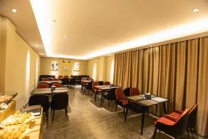 Huifeng Hotel - Image 4
