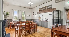 Kellys Top Pub - Image 3