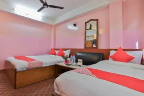 OYO 737 Hotel New Sea Paradise - Image 2