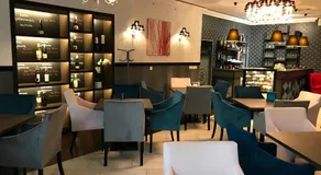 Hotel Marta - Image 2