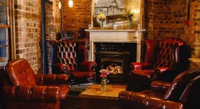 The Old Crown - Image 5