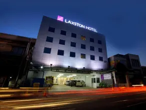 Laxston Hotel - Image 4