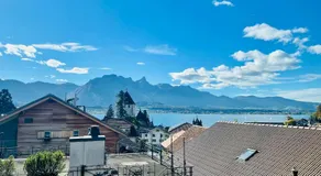 -The Urbanist- Lakeview Free Parking 2BD Fast WiFi - Image 2