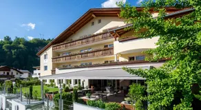 Saldur Small Active Hotel - Image 3