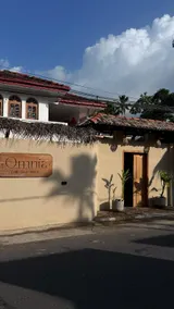 Omnia Hostel - Image 1