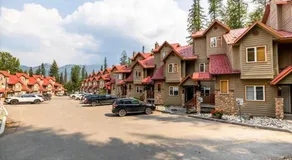 Stone Creek Chalet by Fernie Lodging Company - Image 4