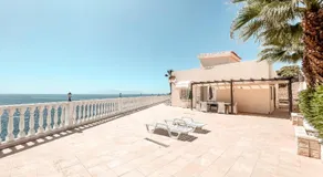 Villa Julia, First Line, 3 Bedrooms, Stunning Ocean View and Pool in Callao Salvaje - Image 5