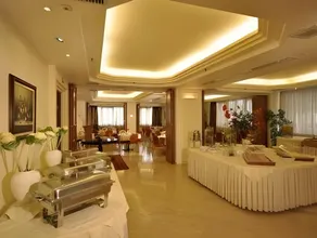 Vergina Hotel - Image 3
