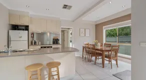 Annie's Hideaway - Image 5