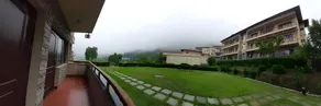 Two Bedroom Apartment, parking ,pristine snow view - Image 5
