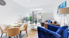 The Modern Apartments - 2 Bedroom with Parking by 360Stays - Image 3