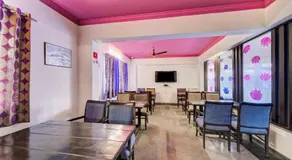Super Hotel O JNTU college Near LULU mall, KPHB Colony. - Image 2