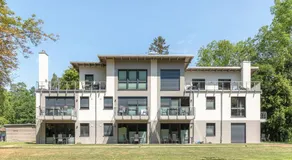 Herr Brummer - Stilvolles 3-Zimmer-Apartment mit Balkon & Sauna - Image 3