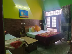 Hotel Shiv Palace - Image 1