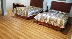 Wolds Motel - Mt. Pleasant - Image 2