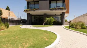 Lake Life Exclusivo apartamento en Parque Miramar - Image 5