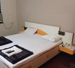 Hotel Pleasant Stay - Image 4