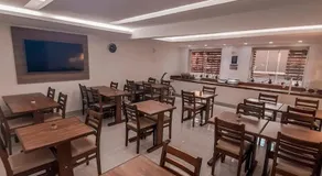 Kaluff Hotel - Image 2