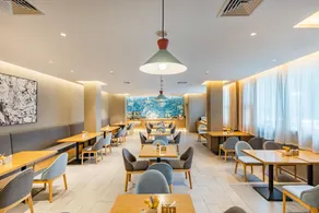 Home Inn Neo Tianjin Railway Station Binjiang Avenue Pedestrian Street - Image 3