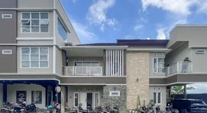 Urbanview Hotel Dieng Chill House Syariah - Image 2