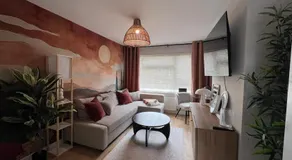 Stunning and Peaceful 2 bed Flat 10 mins from Stansted Airport - Image 2