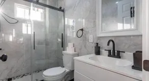 Modern 4BR 2BA 9 Beds NYC MetLife Free Parking - Image 3