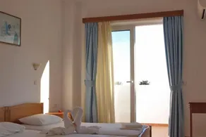 Eristos Beach Hotel - Image 2