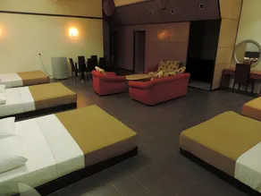 Golden Leaf Hotel Danga Bay - Image 2
