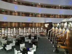 Delphi Sky Hotel - Image 2