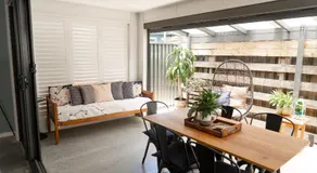 Modern Palm Beach getaway to suit whole family - Image 4