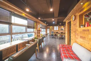 B&F Hotel - Image 5