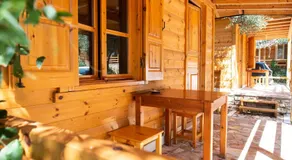 Nashos Bungalows - Image 5