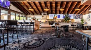 Warners at the Bay - Image 3