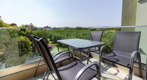 Estelle Family Luxury Apartments & Suites - Image 4