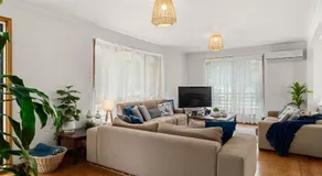 Charming Cape Wooli Home - Image 3
