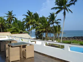 Silverlane Beach House - Image 3
