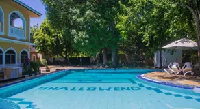 Manyatta Azure Boutique Hotel - Image 2