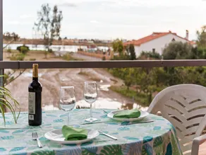 Nature hideaway in Deltebre for Families - Image 3