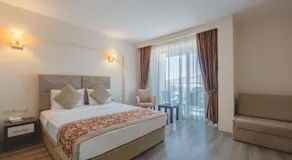 The Gap Hotel Kuşadası - Image 2