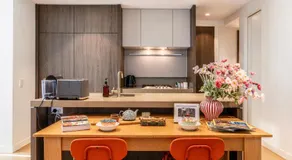 Puddings Home Stunning City Views Luxury 3BR Box Hill Skyone - Image 5