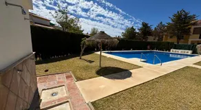 Atico con piscina, golf, vistas al mar - Image 3