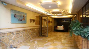 Viccini Suites - Image 2